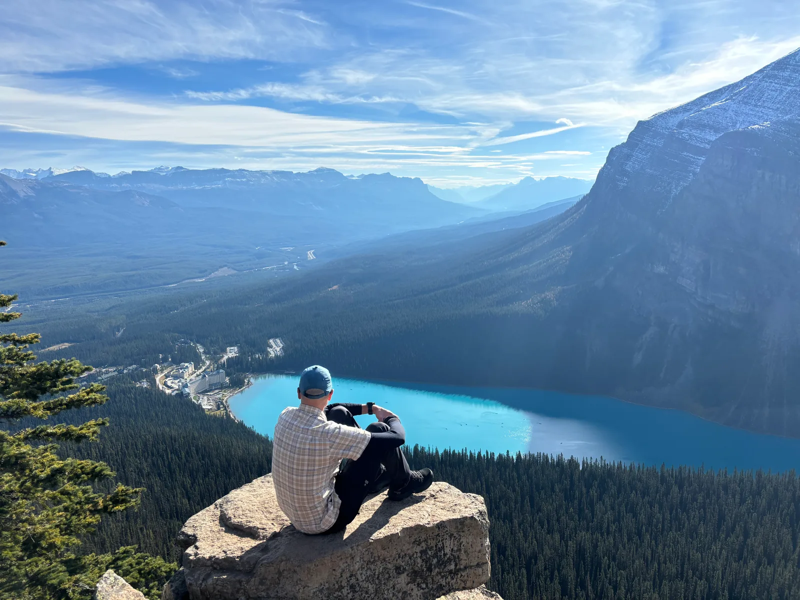 Lake Louise, Lake Agnes and the Little Beehive: Beat the Crowds, Skip the Ice